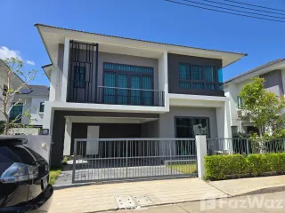 Haus zur Miete mit 4 Zimmer in Mueang Phuket, Phuket