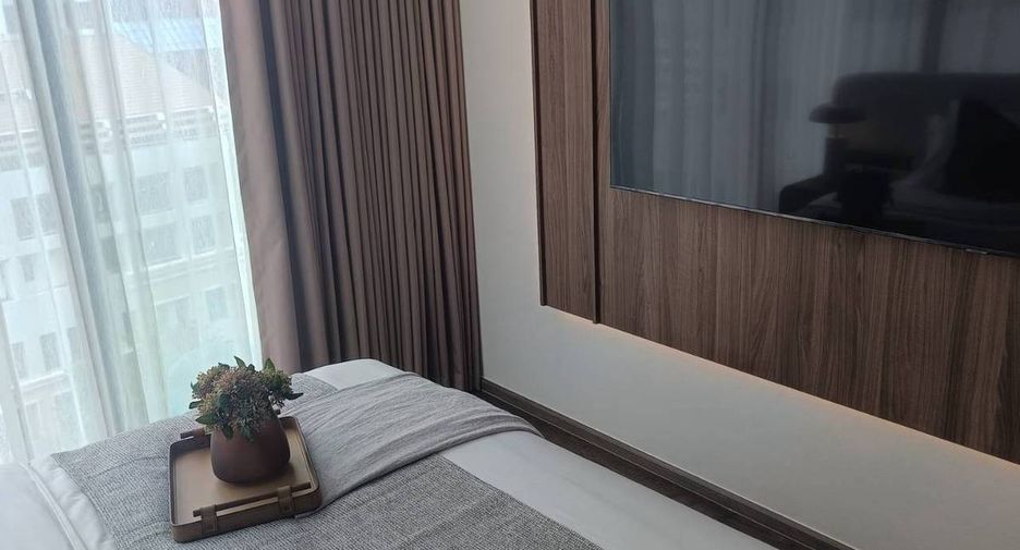 For sale 2 bedrooms condo in Sathon, Bangkok