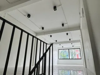 For rent 4 bedrooms house in Bang Rak, Bangkok