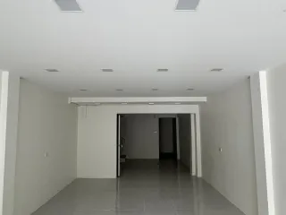 For rent 4 bedrooms house in Bang Rak, Bangkok