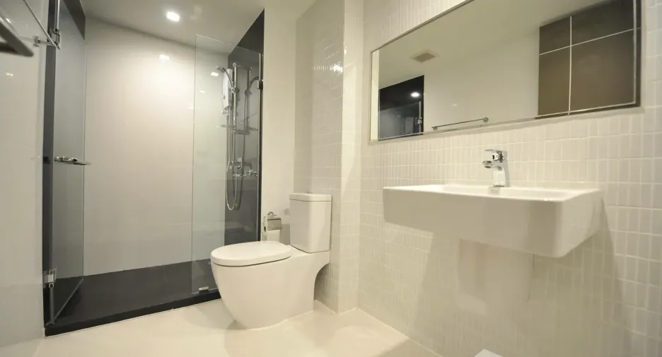 For sale 2 bedrooms condo in Phra Khanong, Bangkok