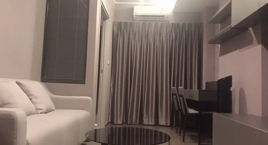 À vendre 1 chambre condo à Phra Khanong, Bangkok