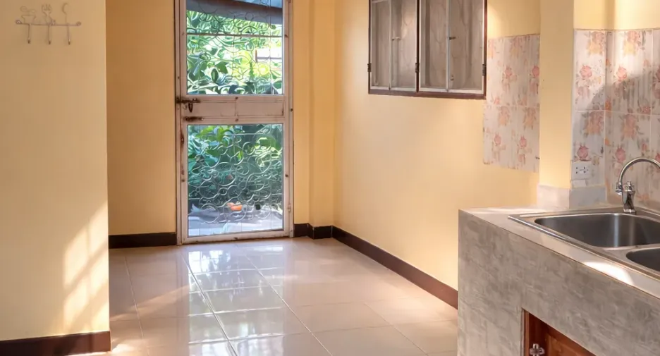 À vendre 4 chambres maison à Mueang Phayao, Phayao