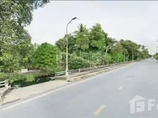 Продажа Участок в Krathum Baen, Самутсакхон