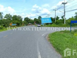 Terreno en venta en Ban Mi, Lopburi