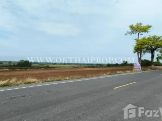 Terreno en venta en Ban Mi, Lopburi