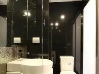 Wohnung zum Kauf mit Studio in Khlong Toei, Bangkok