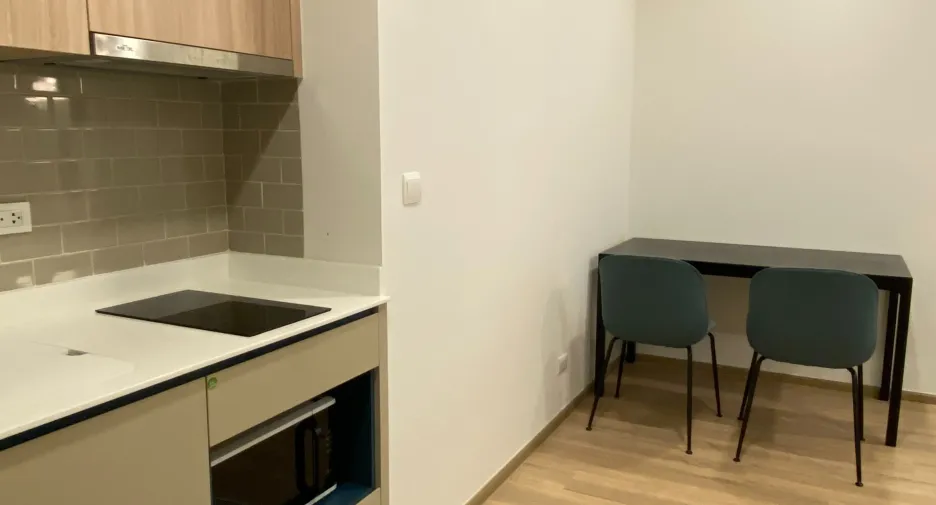 For rent 1 bed condo in Ratchathewi, Bangkok