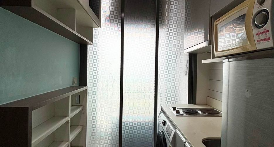 Wohnung zur Miete mit 1 Zimmer in Phra Khanong, Bangkok