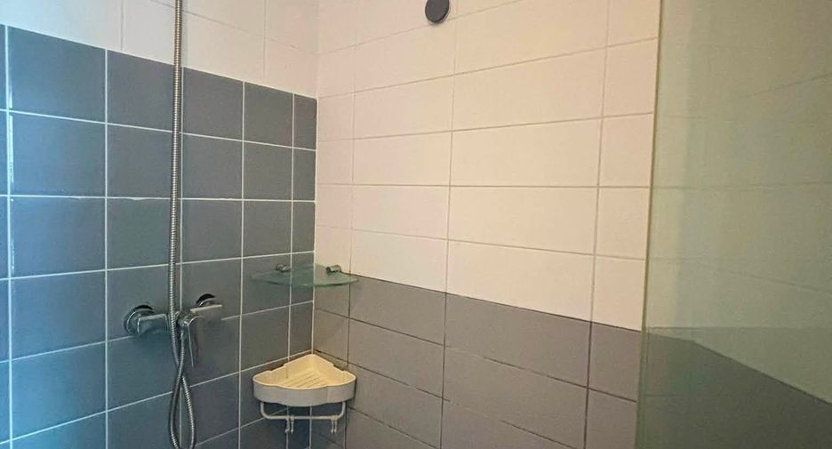 Wohnung zur Miete mit 1 Zimmer in Phra Khanong, Bangkok