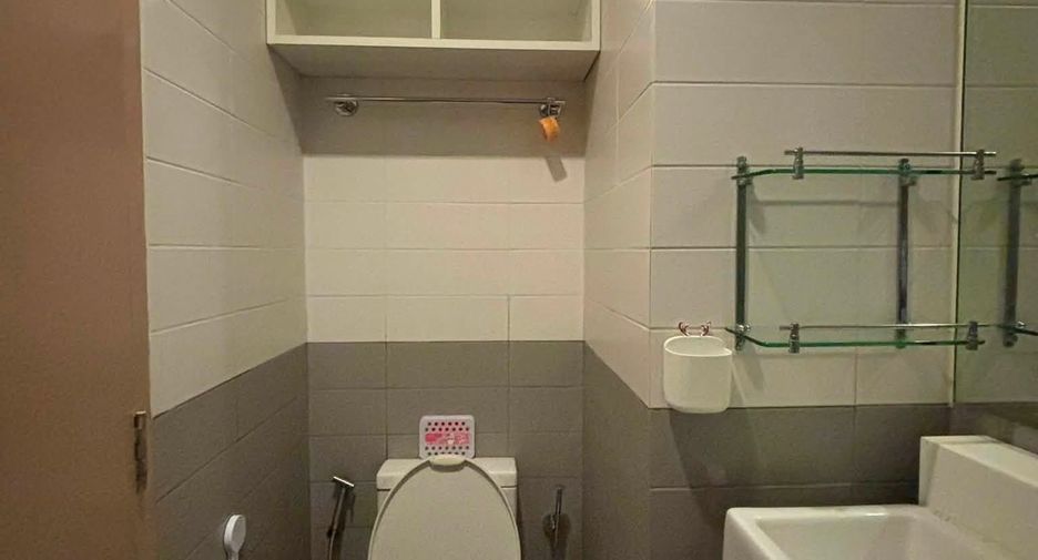 Wohnung zur Miete mit 1 Zimmer in Phra Khanong, Bangkok