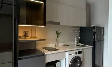 Wohnung zur Miete mit Studio in Pathum Wan, Bangkok