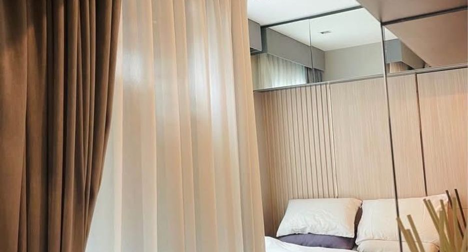 Wohnung zur Miete mit Studio in Pathum Wan, Bangkok