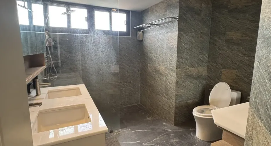 Wohnung zum Kauf mit 3 Zimmer in Watthana, Bangkok