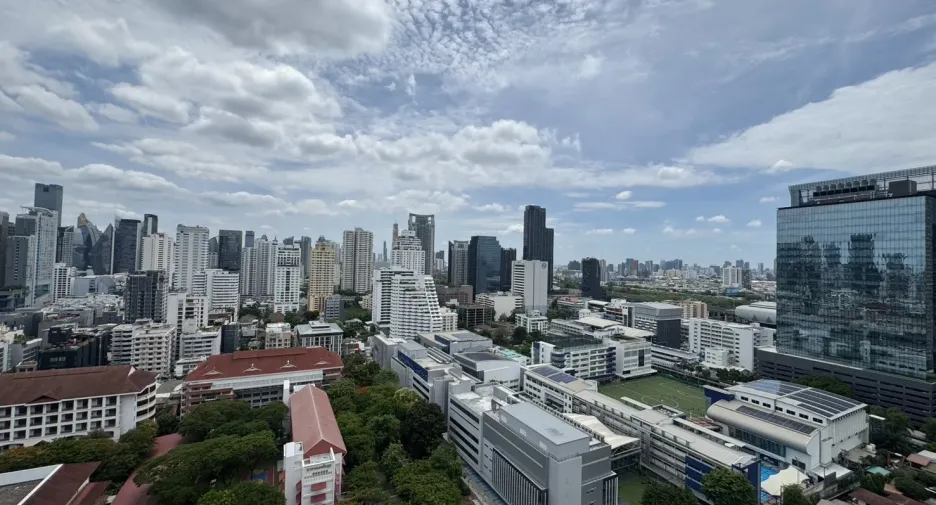Wohnung zum Kauf mit 3 Zimmer in Watthana, Bangkok