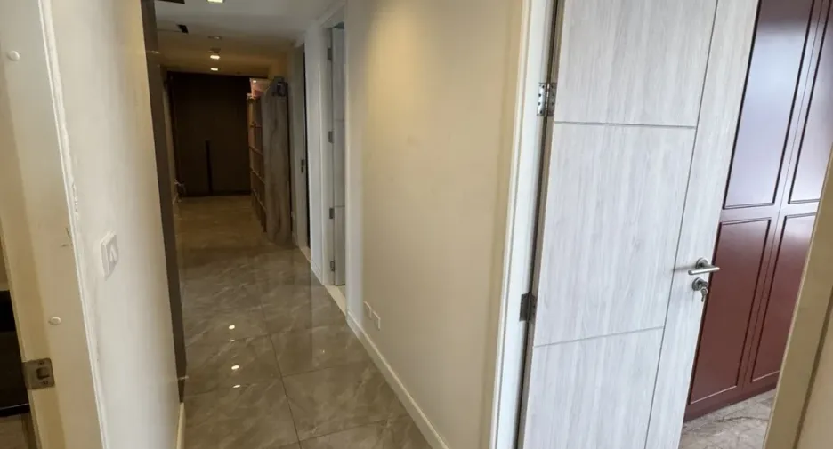 Wohnung zum Kauf mit 3 Zimmer in Watthana, Bangkok