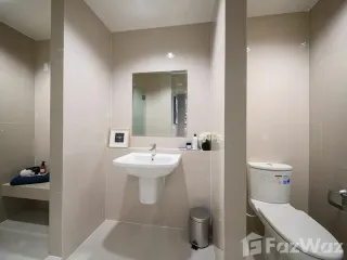Condo en venta de 2 habitaciones en Bang Kapi, Bangkok