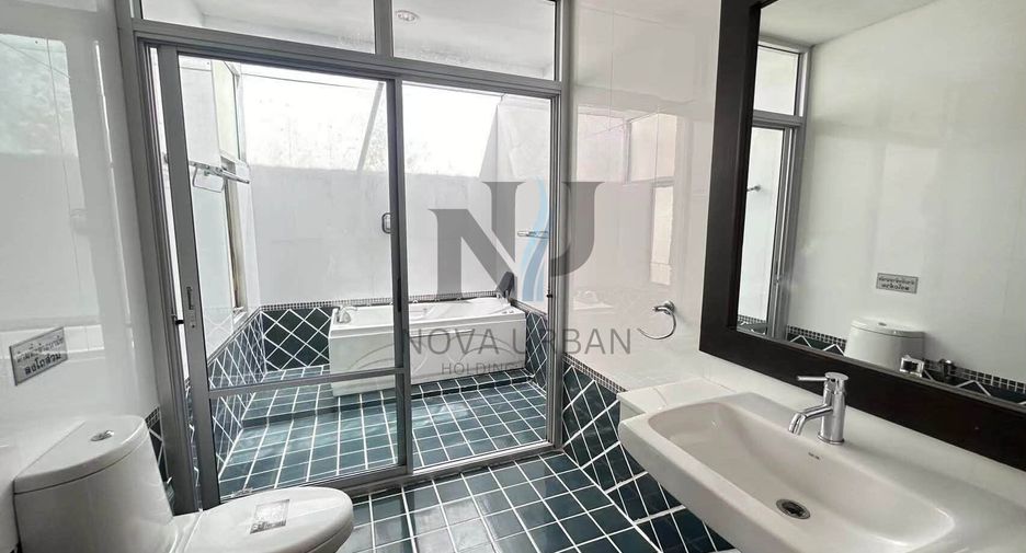 Villa en venta de 4 habitaciones en Sattahip, Chonburi