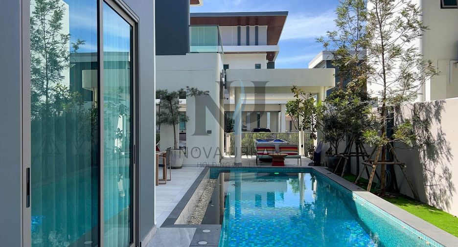 Villa en venta y en alquiler de 5 habitaciones en Bang Lamung, Chonburi