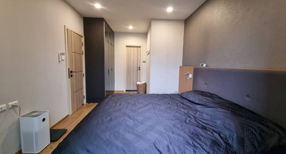 For sale 2 bedrooms condo in Huai Khwang, Bangkok