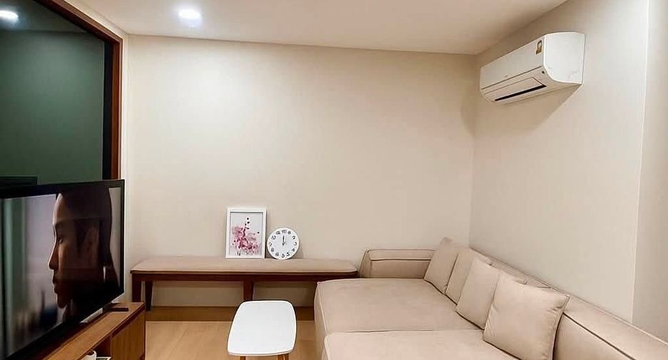 Аренда 3 спальни дом в Хуаи Кхщанг, Бангкок