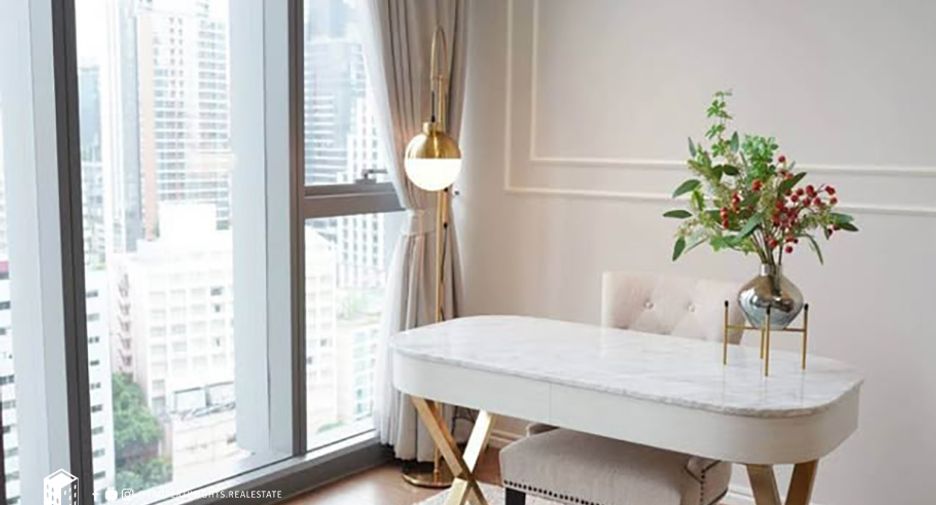 Condo en alquiler de 2 habitaciones en Khlong Toei, Bangkok