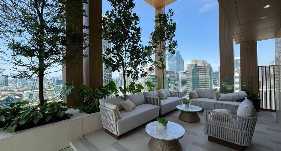 For sale and for rent 2 bedrooms condo in Sathon, Bangkok