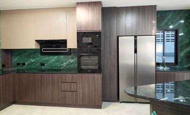 Villa zum Kauf mit 5 Zimmer in Bang Lamung, Chonburi