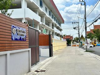 Casa en venta de 3 habitaciones en Taling Chan, Bangkok