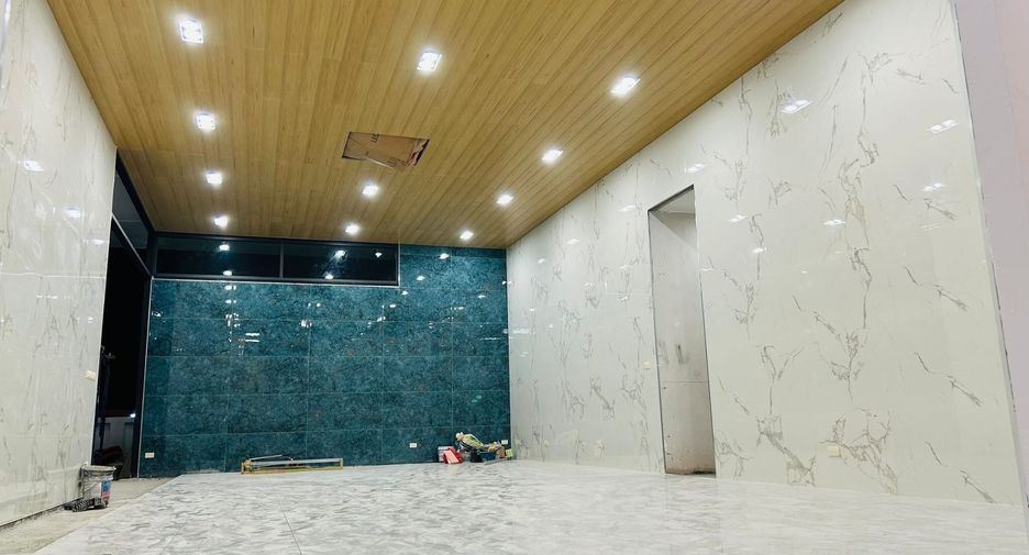 Casa en venta de 3 habitaciones en Taling Chan, Bangkok