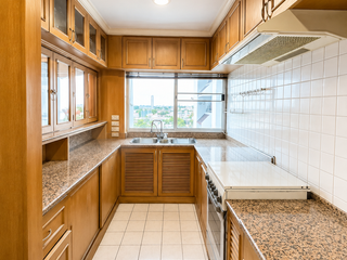 For sale 3 bedrooms condo in Yan Nawa, Bangkok