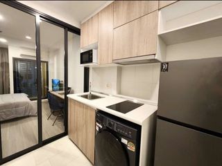 For rent studio condo in Phaya Thai, Bangkok