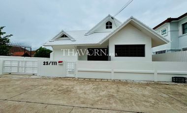 Casa en venta de 3 habitaciones en Bang Lamung, Chonburi