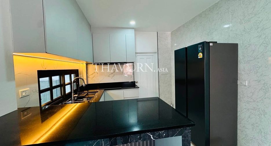 Casa en venta de 3 habitaciones en Bang Lamung, Chonburi