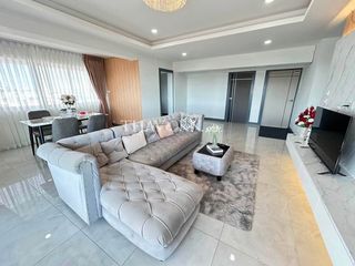 For sale 3 bedrooms condo in Bang Lamung, Chonburi