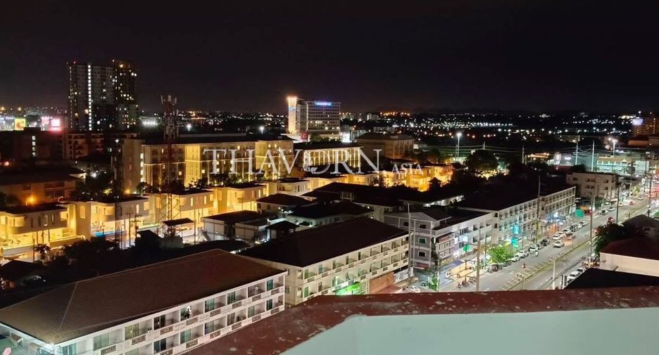 For sale 3 bedrooms condo in Jomtien, Pattaya