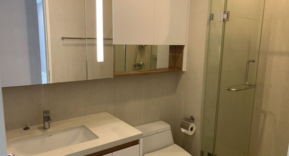 À vendre 2 chambres condo à Pathum Wan, Bangkok