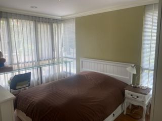 For sale 2 bedrooms condo in Phaya Thai, Bangkok