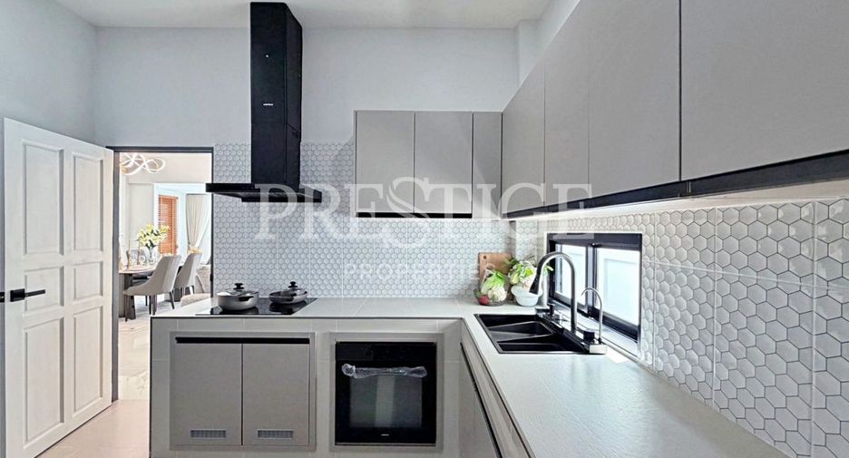 Casa en venta de 3 habitaciones en Bang Lamung, Chonburi