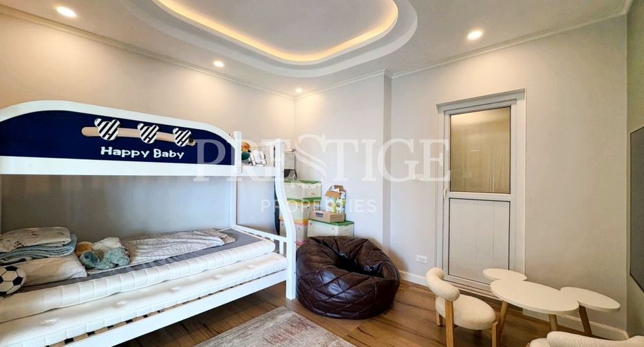 For sale and for rent 2 bedrooms condo 