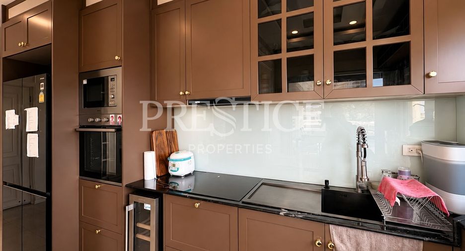For sale and for rent 2 bedrooms condo 