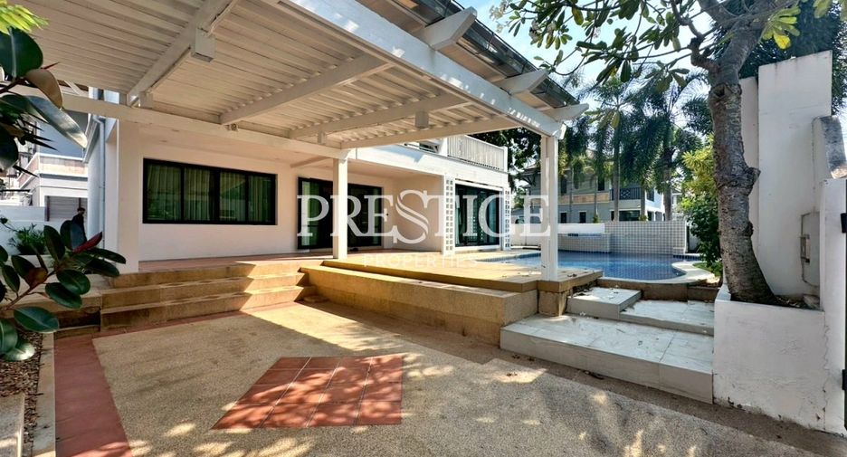 For rent 4 bedrooms house in Bang Lamung, Chonburi