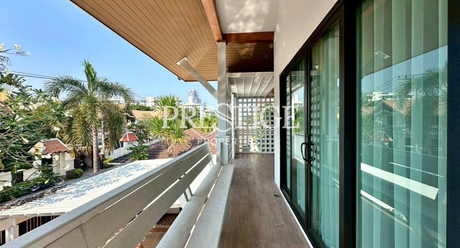 For rent 4 bedrooms house in Bang Lamung, Chonburi