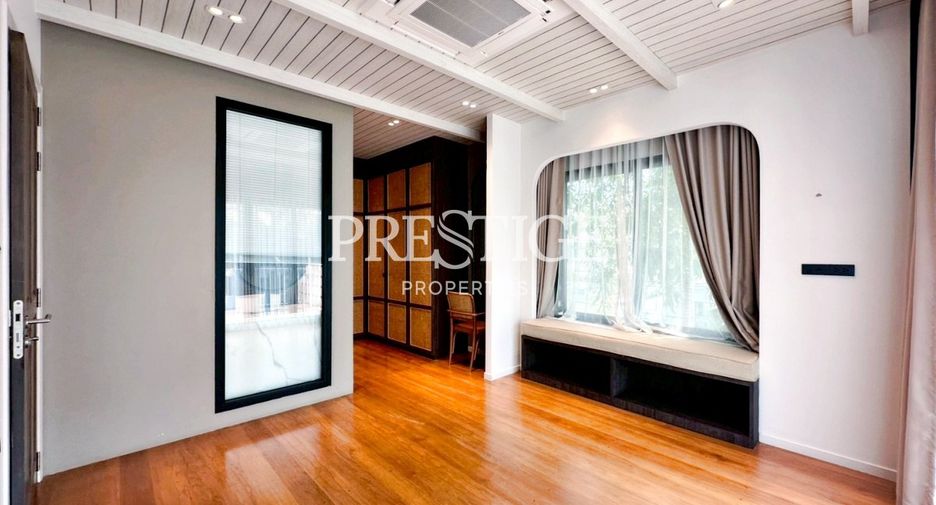For rent 4 bedrooms house in Bang Lamung, Chonburi