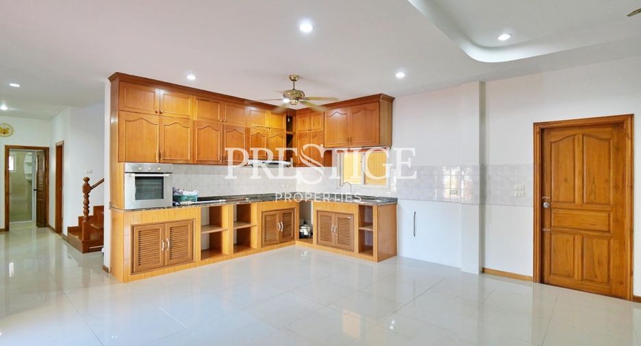 ให้เช่า 5 ห้องนอน บ้านเดี่ยว ใน บางละมุง, ชลบุรี