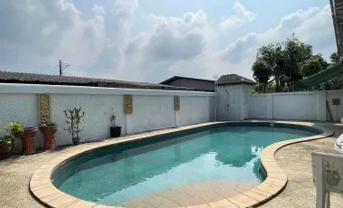 出租 4 卧室 独立屋 在 Bang Lamung, Chon Buri