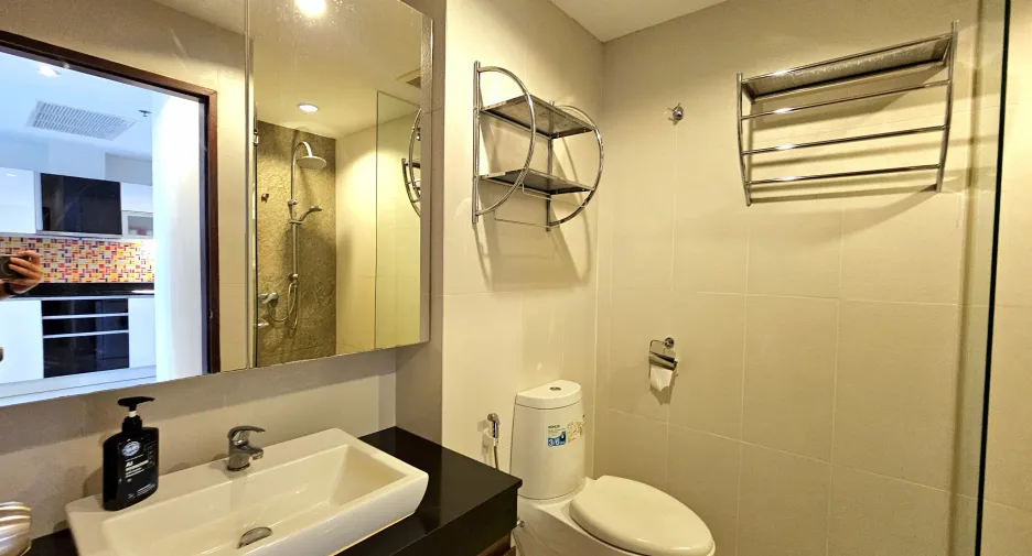 Condo en alquiler y en venta de 1 habitaciones en Bang Lamung, Chonburi