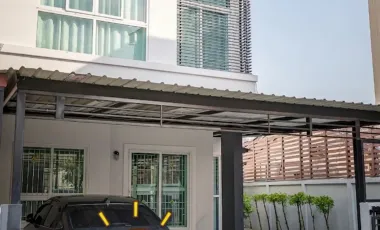 For rent 3 bedrooms townhouse in Mueang Chiang Mai, Chiang Mai