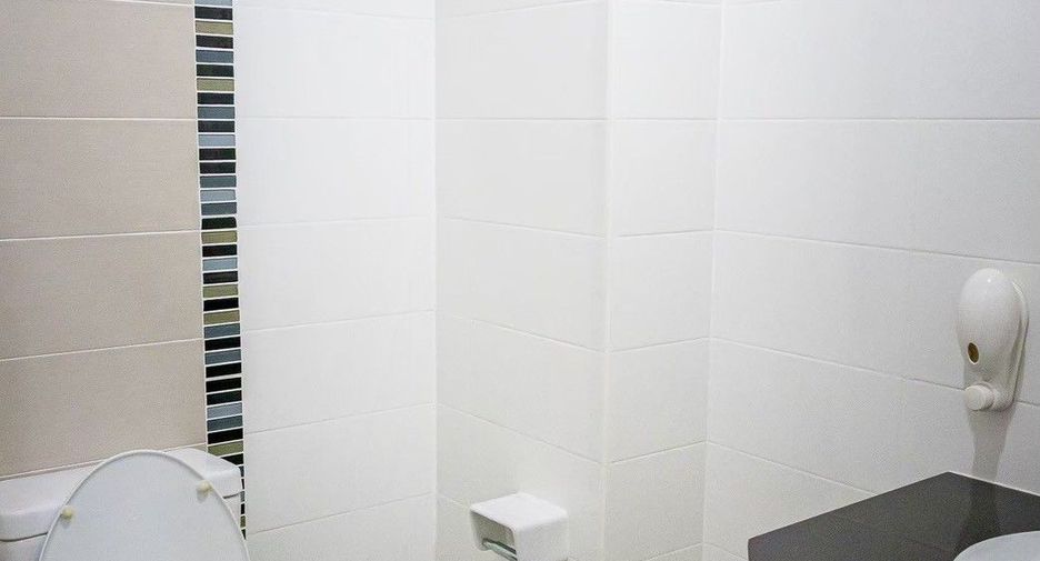 For rent 3 bedrooms townhouse in Mueang Chiang Mai, Chiang Mai