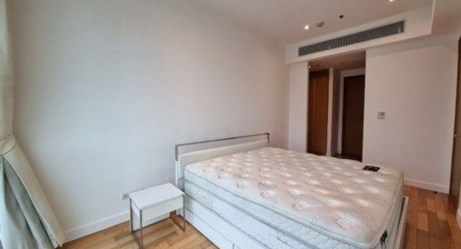 Condo en alquiler de 2 habitaciones en Khlong Toei, Bangkok